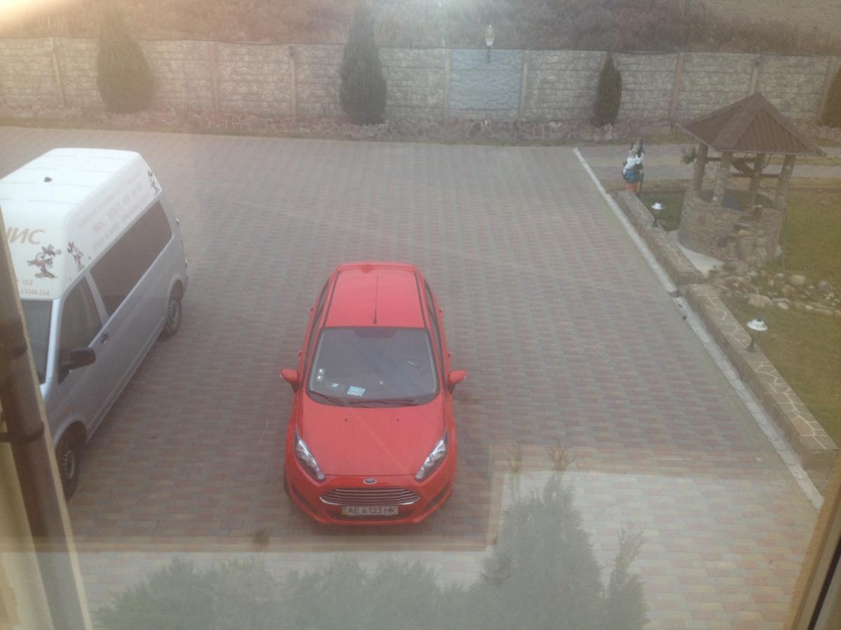 Tennis House Hotel Krasilovka Zewnętrze zdjęcie